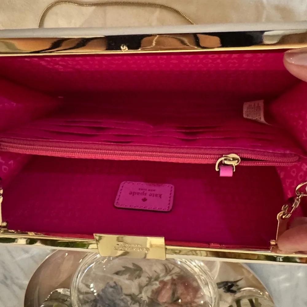 Kate Spade Valentines Clutch/Evening Purse - Picture 3 of 4